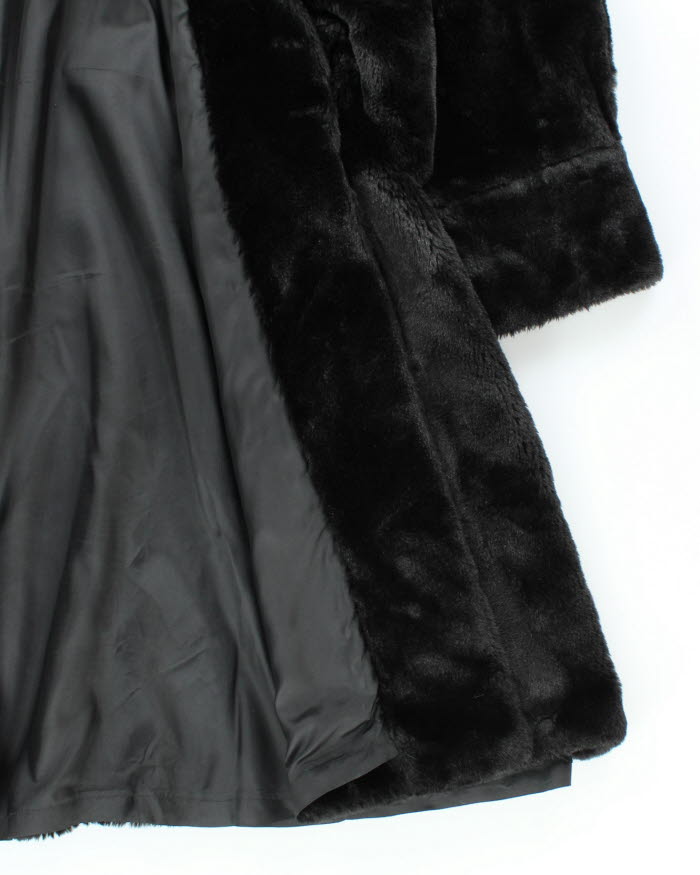 Kemper Long Black Faux Fur Coat - L