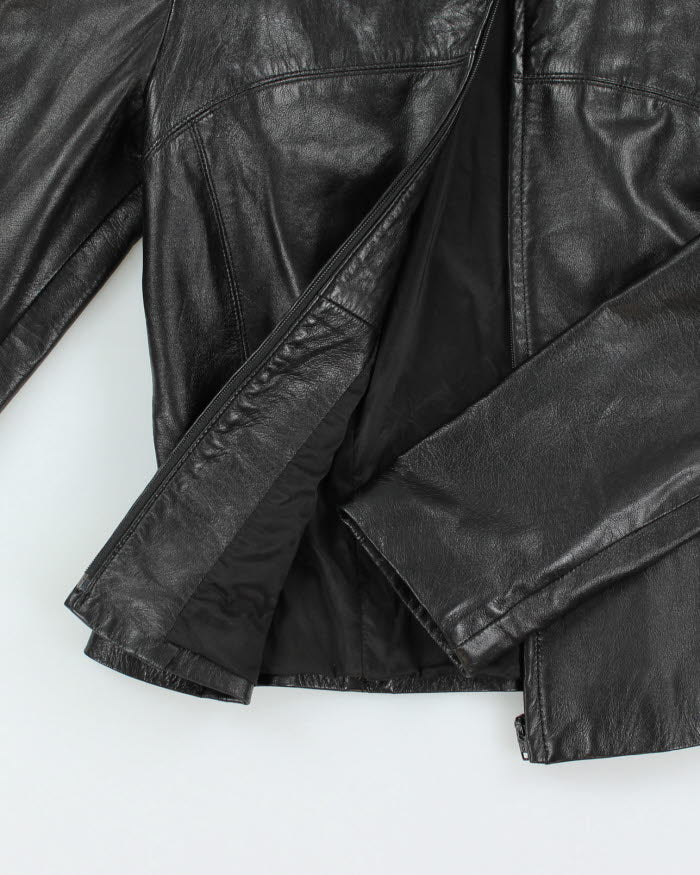 Danier Women's Black Leather Jacket - S