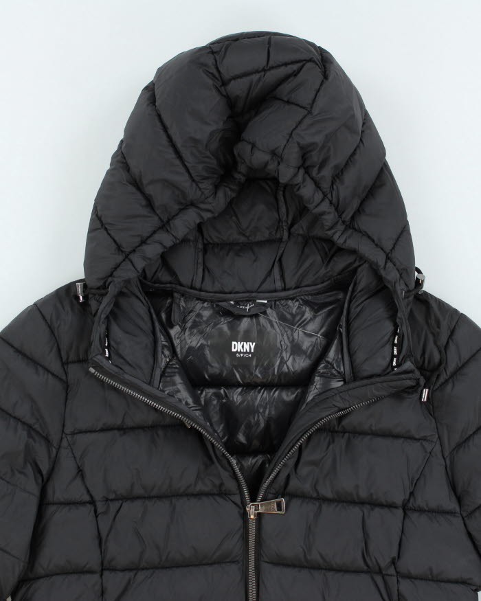 Vintage Y2K Women's DKNY Lightweight Down Jacket - L