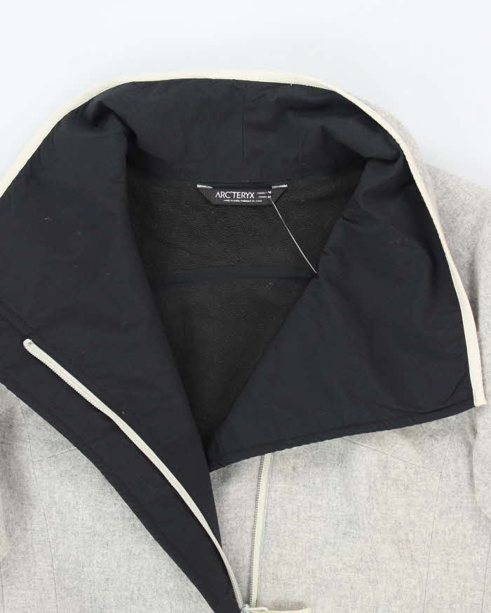 Vintage Women's Arc'teryx Long Funnel Neck Coat - M