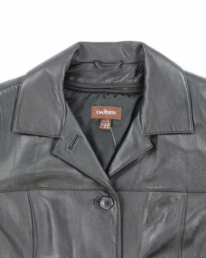 Vintage Women's Danier Heavyweight Leather Button Up Jacket - XL