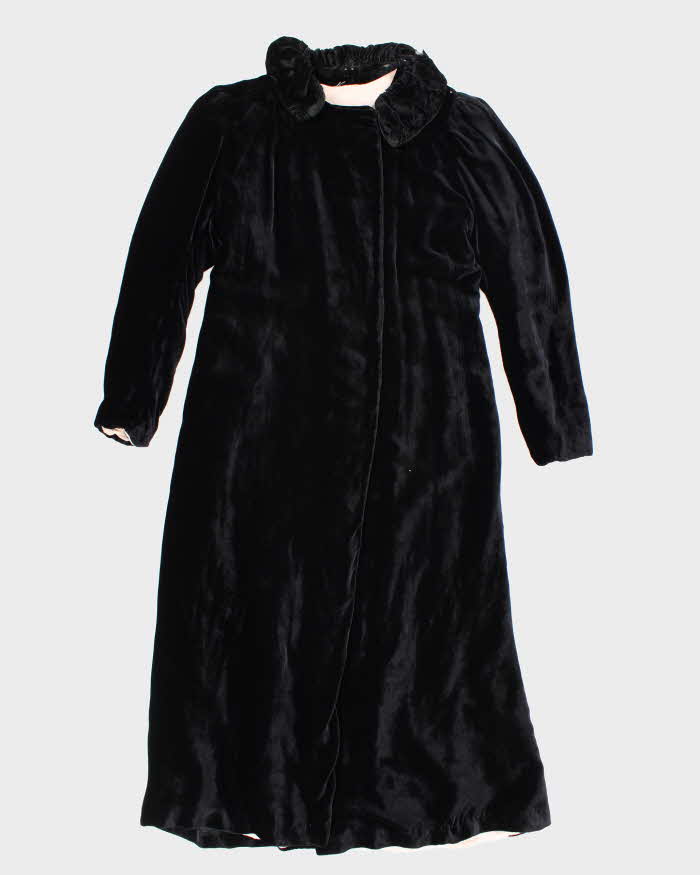 Vintage 20s Velvet Cape