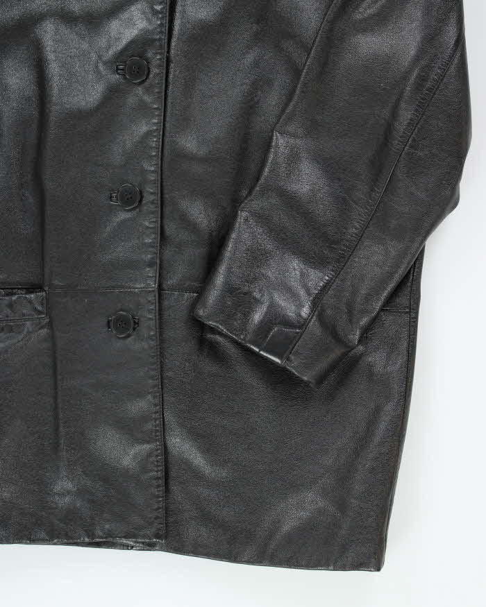 Vintage Women's Danier Button Up Leather Jacket - M