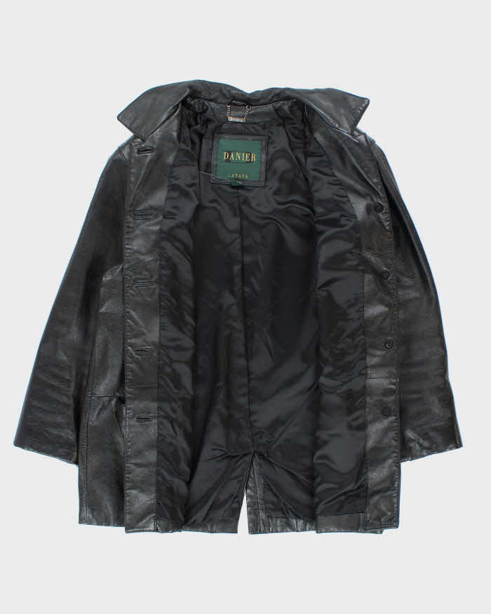 Vintage Women's Danier Button Up Leather Jacket - M