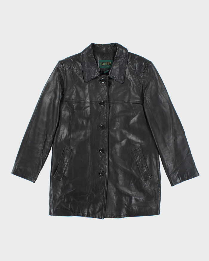 Vintage 2000's Women's Danier Button Up Leather Jacket - S