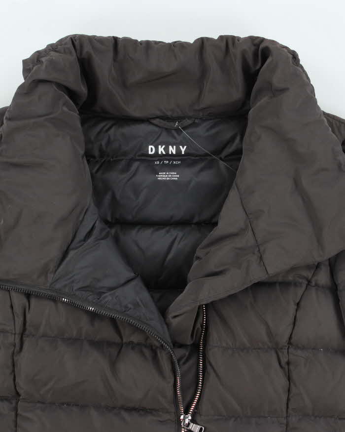Vintage Women's Y2K DKNY Asymmetrical Zip Puffer Jacket - XS