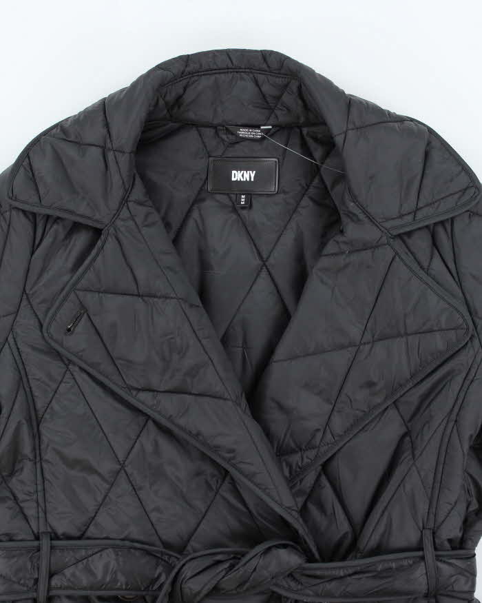 Vintage Women's 2000's DKNY Lightweight Puffer Jacket - M