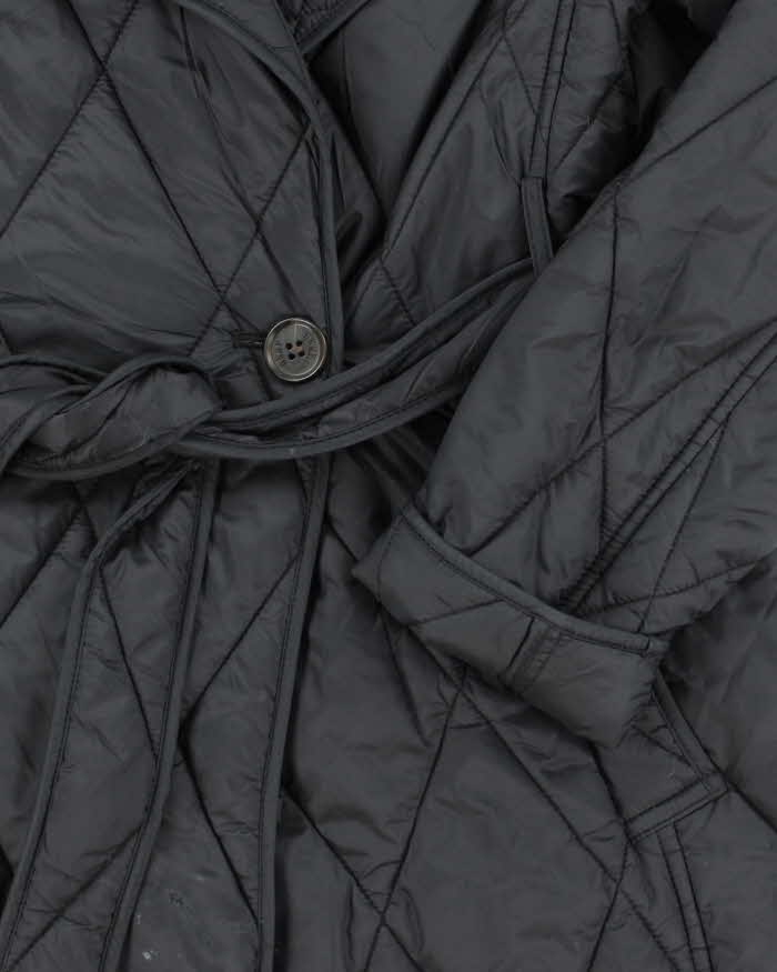 Vintage Women's 2000's DKNY Lightweight Puffer Jacket - M