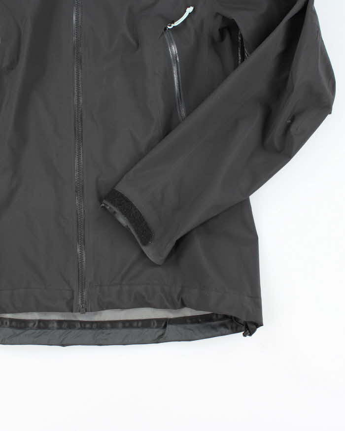 Vintage Arc'teryx Beta AR Gore-Tex Hooded Anorak Jacket - M