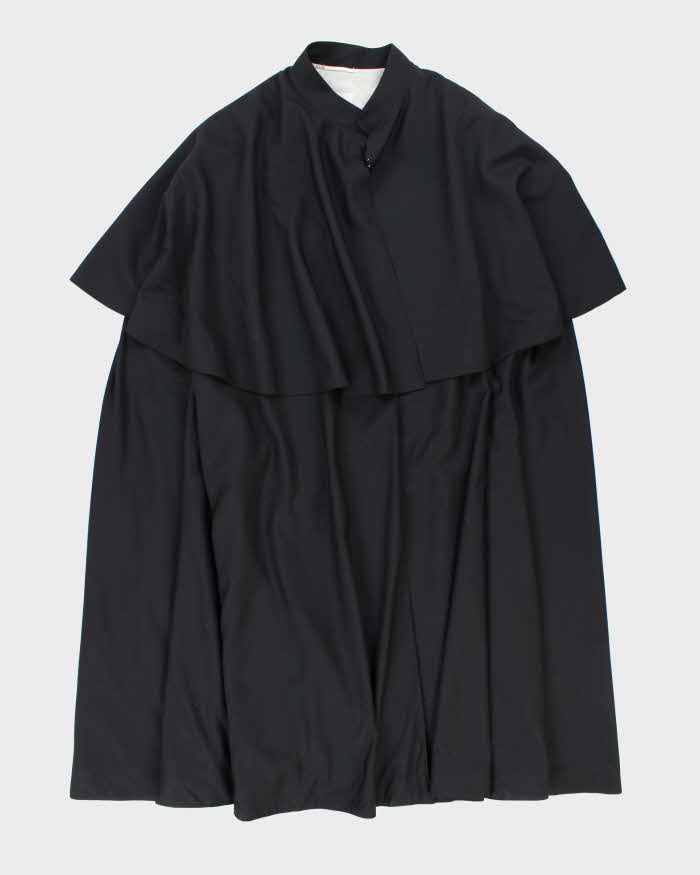 Women's Vintage Brioni Black Lined Cape Jacket - M