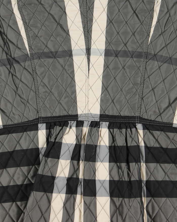 Burberry Nova Check Zip-Up Short Quilted Coat - XXS