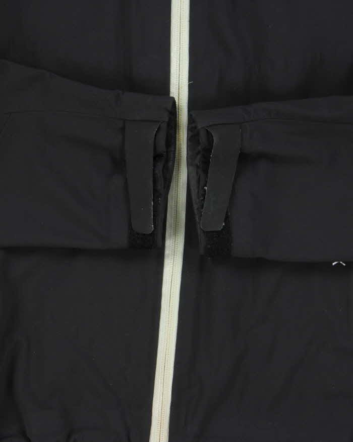 Vintage Women's 00s Arc'teryx Windstopper Soft Shell Jacket - M