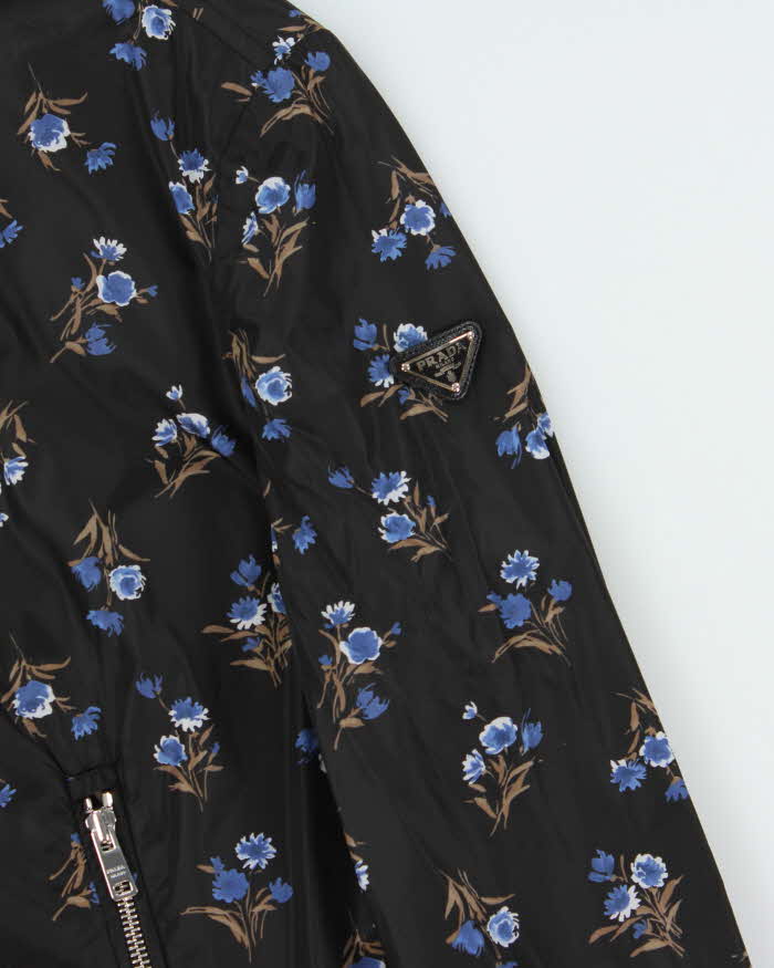 Vintage Women's Prada Floral Print Classic Sleeve Badge Hooded Windbreaker - L