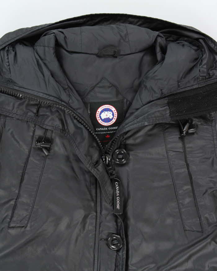 Canada Goose Montbello Goose Down Women's Soft Shell Arctic Parka - M