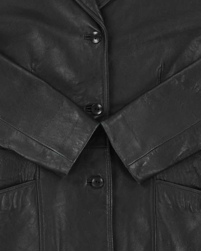 Vintage Y2K 00s Kenneth Cole Reaction Women's Mid Length Button Front Calfskin Leather Jacket - M