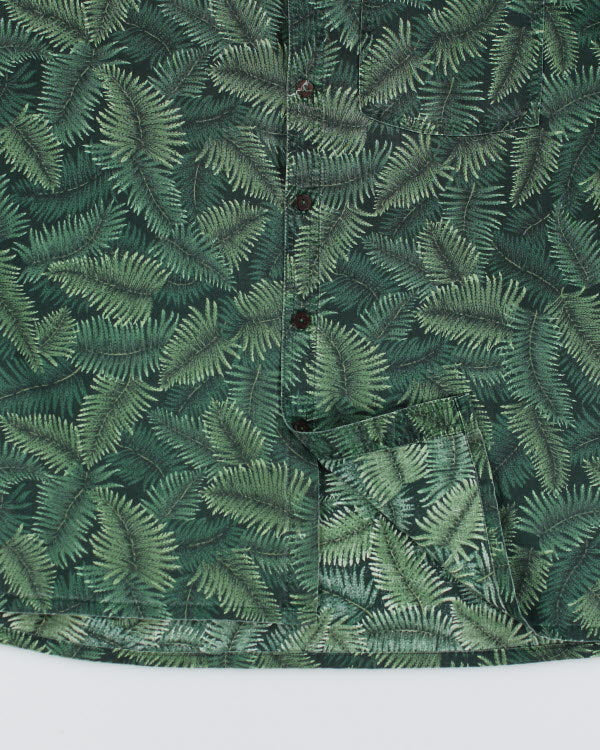 Bee Line Leaf Print Shirt - M