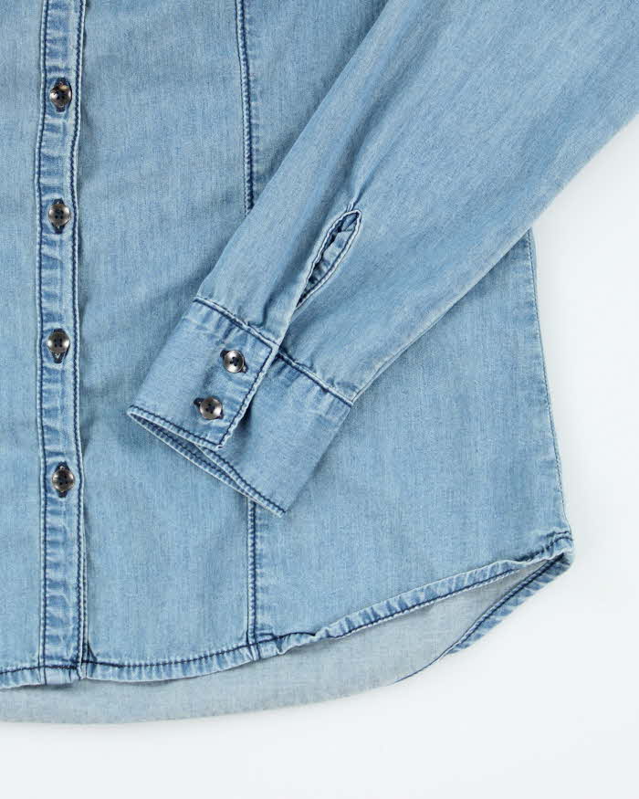 Vintage Women's Y2K DKNY Light Wash Denim Shirt - M