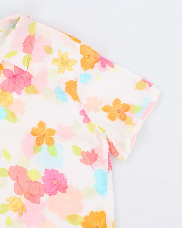 Women's Liz Claiborne White Floral Top - L