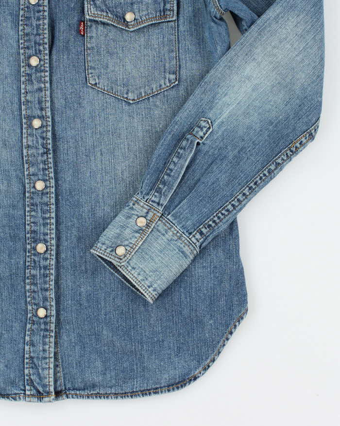 Vintage 2000's Levi's Medium Wash Denim Shirt - S