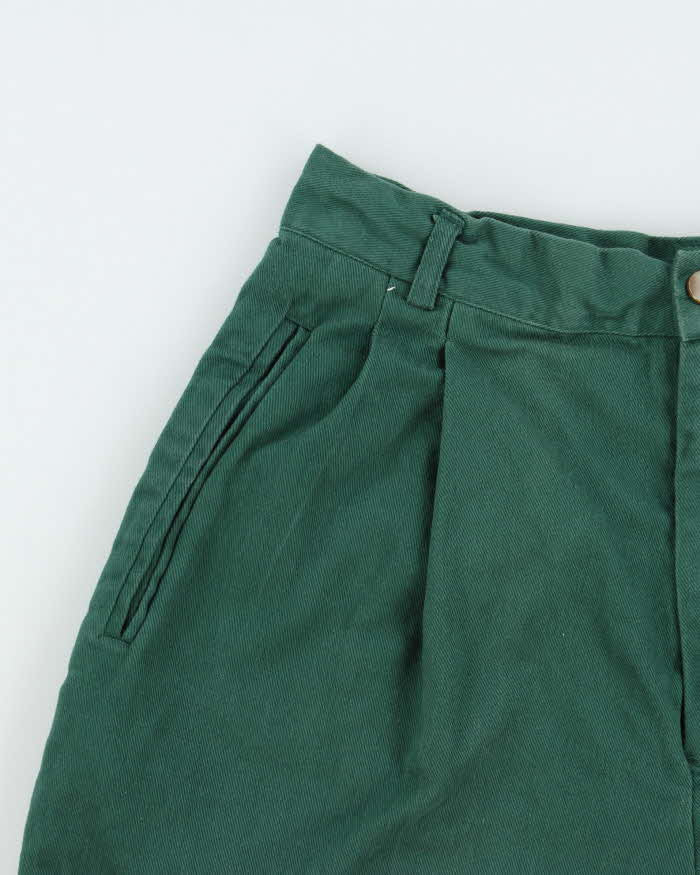 Vintage 1990s Reitmans Women's High Waisted Double Pleated Relaxed Fit Chino Bermuda Shorts - W26