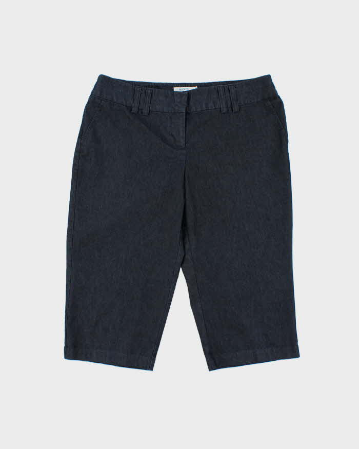 Vintage Y2K 00s Ricki's Women's Low-Rise Indigo Denim Chino Capri Shorts - W32