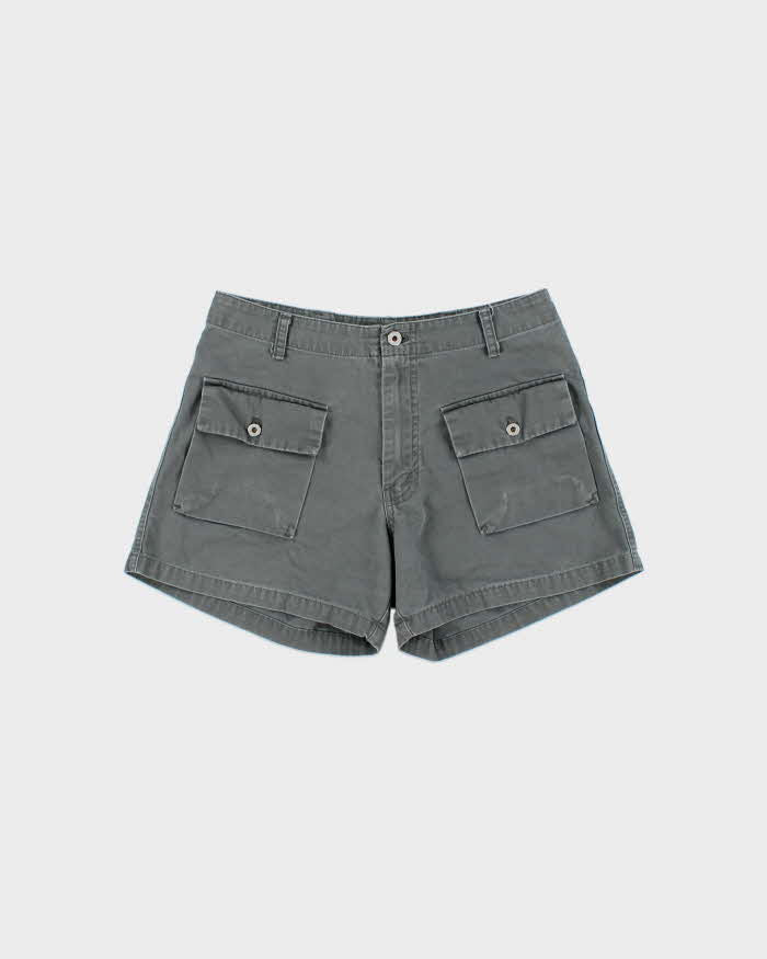 Vintage Y2K 2000 Levi's Women's High Waisted Mini Pocket Shorts - W28