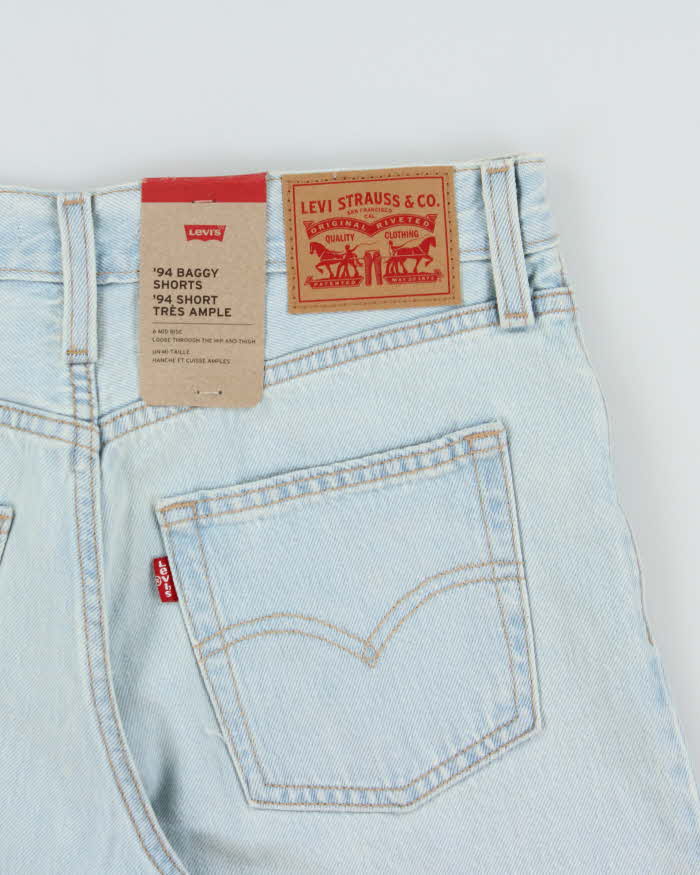 DSWT Levi's Women's '94 Baggy Light Wash Denim Shorts - W28