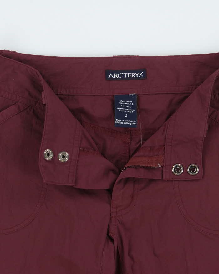 Vintage Arc'teryx Women's Plum Low Rise 3/4 Length Technical Capri Shorts - W28