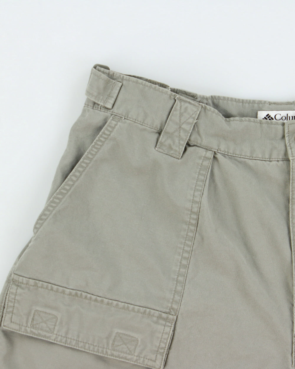 Vintage 1990s Columbia Multi Pocket Bermuda Shorts - S