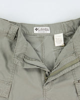 Vintage 1990s Columbia Multi Pocket Bermuda Shorts - S