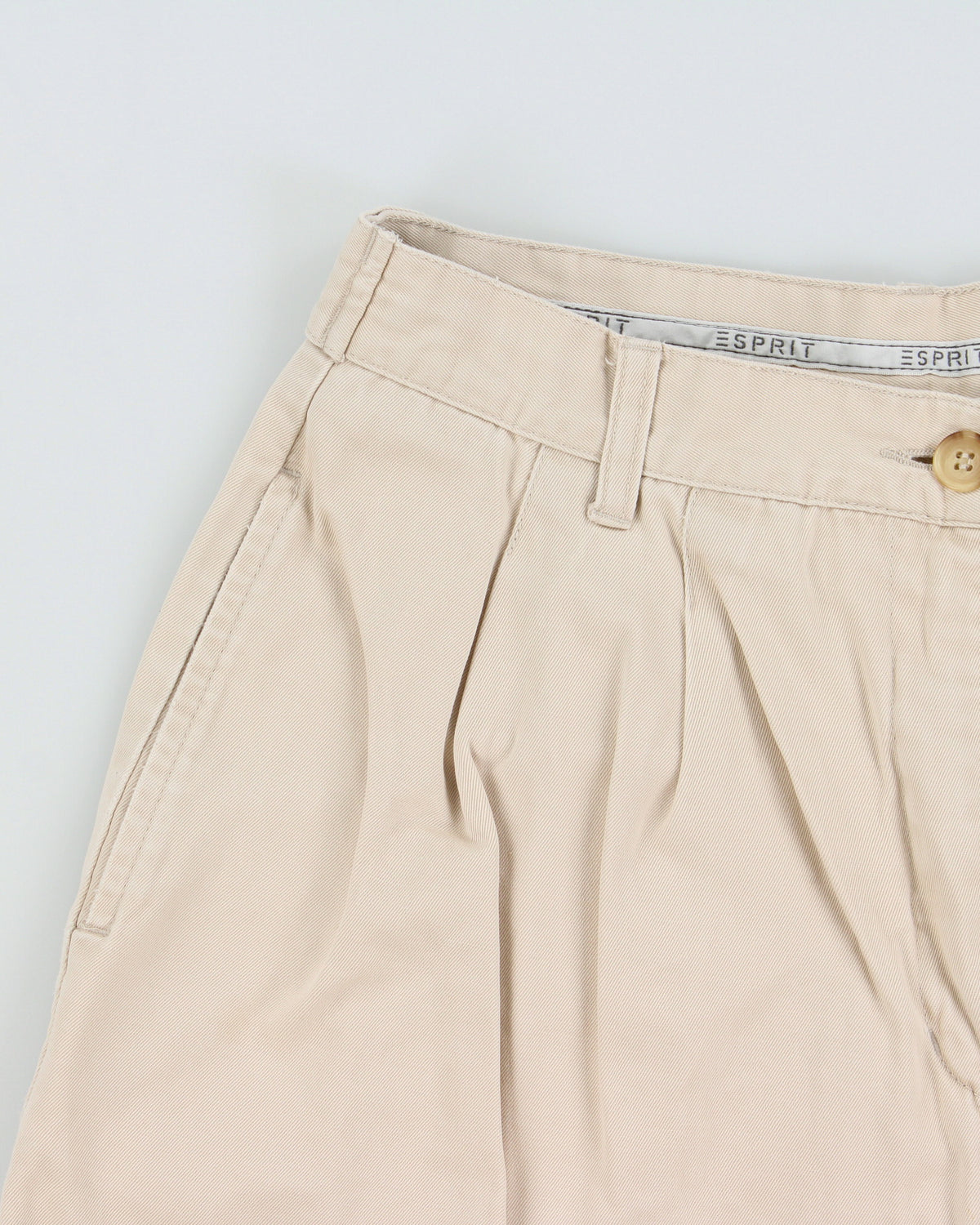 Vintage 1990s Esprit Women's High Rise Double Pleated Chino Bermuda Shorts - W28