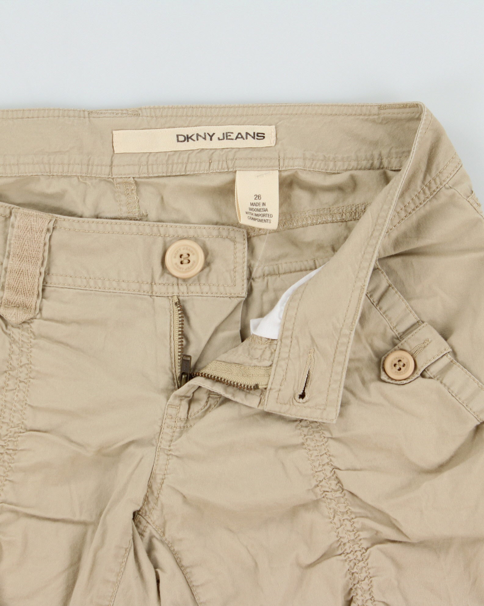 Vintage Y2K 00s DKNY Jeans Women's Desert Khaki Low Rise Adjustable Utility Capri Shorts - W28