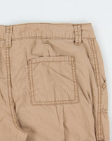 Vintage Y2K 00s No Boundaries Women's Desert Khaki Mid Rise Canvas Multi-Pocket 3/4 Length Straight Leg Cargo Capri Shorts - S