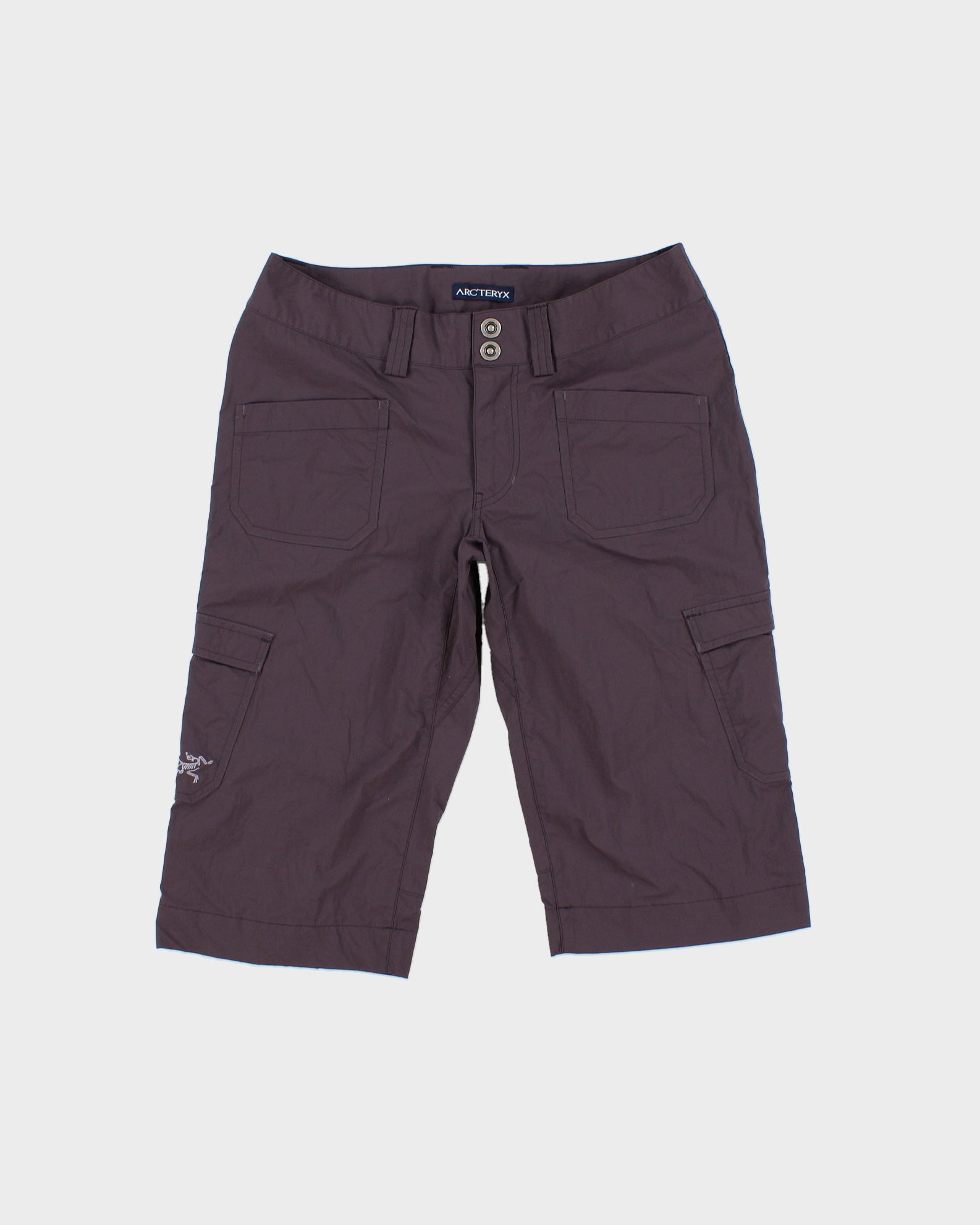 Vintage Y2K 00s Arc'teryx Women's Plum Low-Rise Soft Shell Straight Leg Capri Shorts - W28