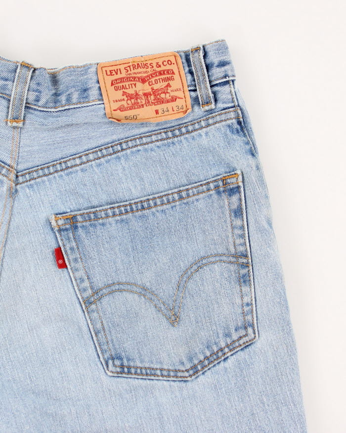 Vintage Women's Levi's Cut Off Shorts - W28