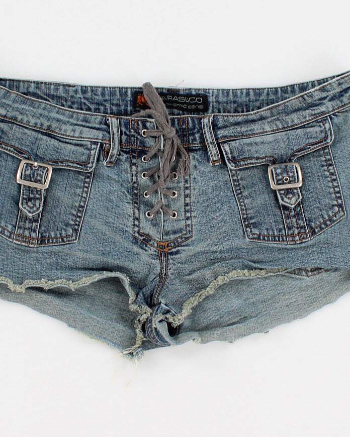 Vintage Y2K Women's Cut Off Denim Shorts - W32