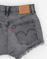 Vintage Women's Levi's Cut Off Jean Shorts - W28