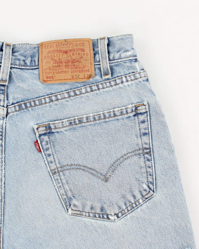 Vintage Women's Levi's Cut Off Jean Shorts - W28