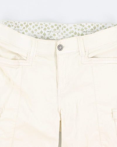 Levi White Cargo Shorts - W36