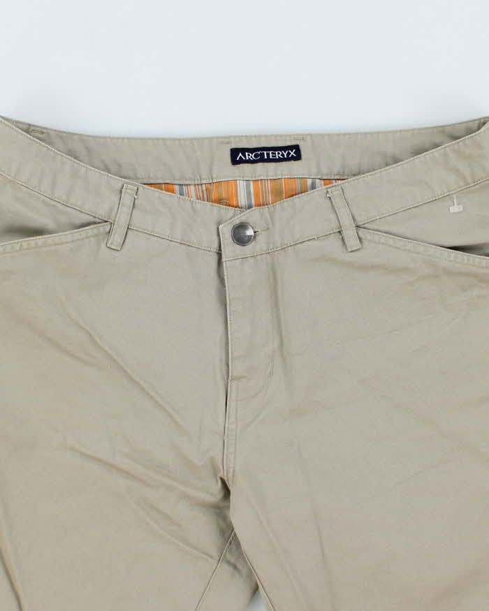 Arc'teryx Women's Shorts - W32