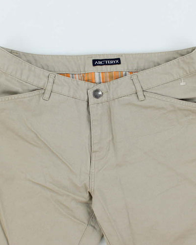 Arc'teryx Women's Shorts - W32