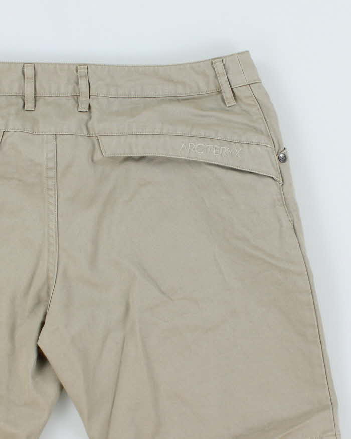Arc'teryx Women's Shorts - W32