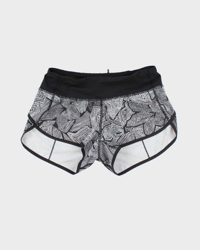 Lululemon Pattern Shorts - XS