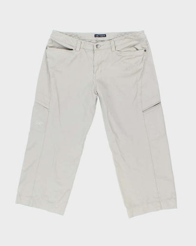 Vintage Women's Arc'teryx Hiking 3/4 Length Shorts - W32 L22