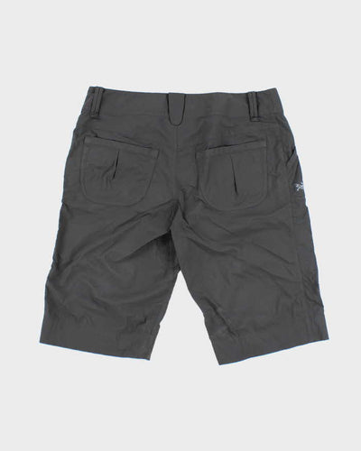 Vintage Y2K Womnen's Arc'teryx Lightweight Hiking Shorts - W30 L12