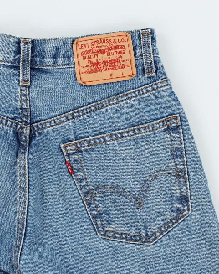 Vintage Levi's Medium Wash Denim Shorts - W28