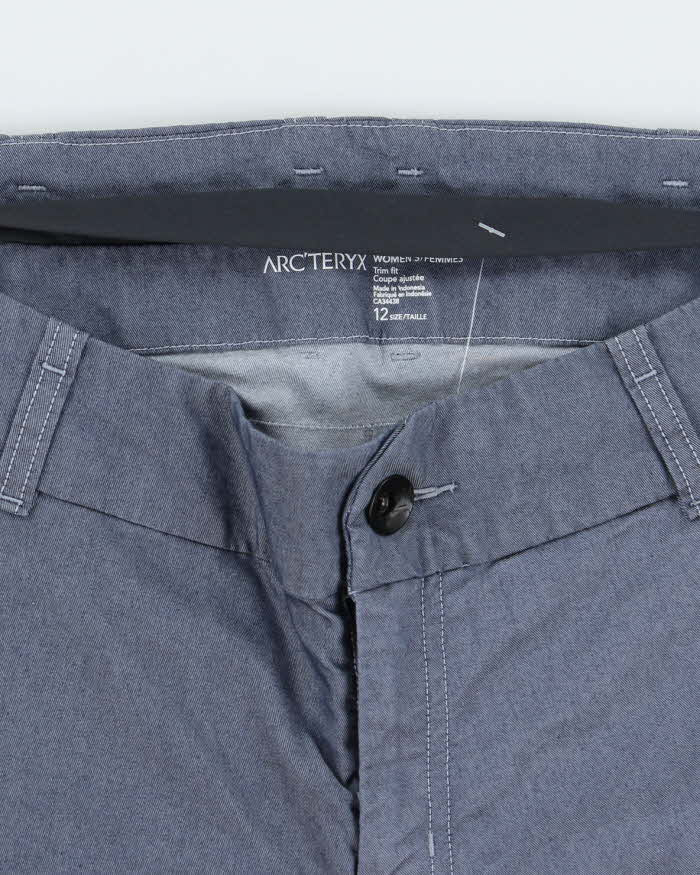 Vintage Y2K Arc'teryx 3/4 Lightweight Shorts - W32 L29