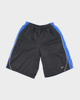Vintage Y2K Nike Lightweight Netted Sports Shorts - XL