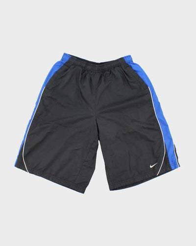 Vintage Y2K Nike Lightweight Netted Sports Shorts - XL