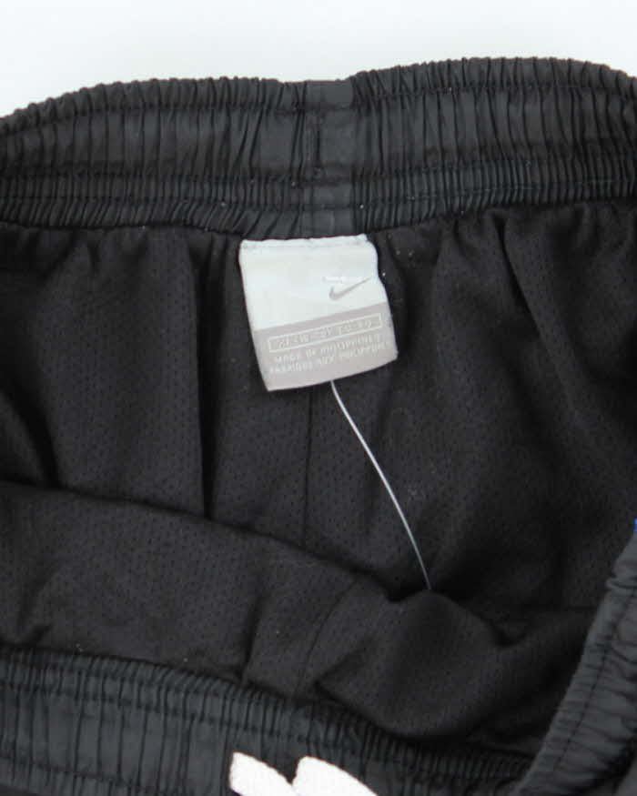 Vintage Y2K Nike Lightweight Netted Sports Shorts - XL